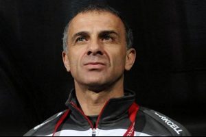 Oğuz &Ccedil;etin ile yollar ayrıldı