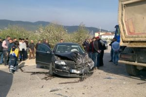 Bursa İznik'te kaza: 2 yaralı