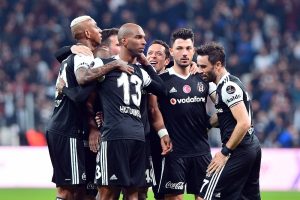 Lyon - Beşiktaş ma&ccedil;ında ilk 11'ler belli oldu