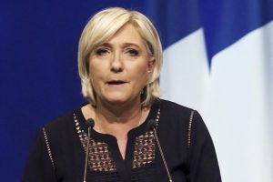 Le Pen'den 'İslami Kuruluşlar Birliği toplantısı yasaklansın' talebi