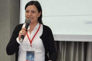 CHP Bursa İl Kadın Kolları Başkanı Birin&ccedil;: Sosyal medya icat oldu, mertlik bozuldu