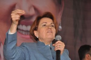 Akşener'den Bah&ccedil;eli a&ccedil;ıklaması: 16 Nisan'da hayır &ccedil;ıkacağını g&ouml;rd&uuml;