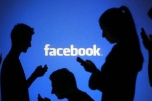 Facebook 30 bin hesabı kapattı