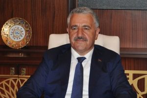 "15 Temmuz Şehitler K&ouml;pr&uuml;s&uuml;'nde serbest ge&ccedil;işler..."