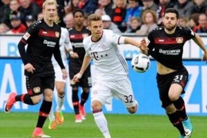 Bayern M&uuml;nih'ten puan kaybı