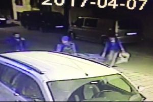 Esenyurt'ta &ccedil;&ouml;pte bulunan cesedin sırrı &ccedil;&ouml;z&uuml;ld&uuml;
