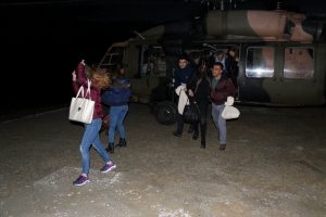 Diyarbakır'da oy torbaları helikopterle taşındı