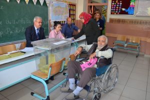 Bursa'daki engelli hastalar en rahat oyunu kullandı