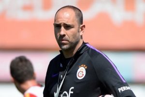 Tudor'a doğum g&uuml;n&uuml; kutlaması