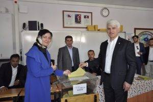 AK Parti Bursa Milletvekili Şahin oyunu İneg&ouml;l'de kullandı