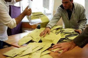 Yurt dışında kullanılan oyların sayımına başlandı