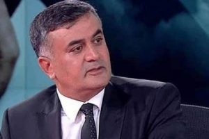 Referandumun ilk kaybedeni Adil G&uuml;r