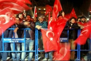 Elazığ, Siirt, Batman ve Beyt&uuml;şşebap'ta kutlama