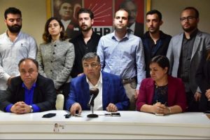 CHP'li Sındır: "YSK milletin kararına g&ouml;lge d&uuml;ş&uuml;rm&uuml;şt&uuml;r"