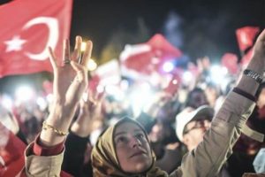 Y&uuml;zde 51.4'le 94 yıllık sistem değişti