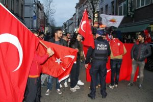 "PKK'ya izin var ama T&uuml;rklere yok"