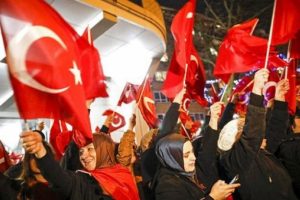 Irk&ccedil;ı liderden 'Topluca T&uuml;rkiye'ye d&ouml;n&uuml;n' &ccedil;ağrısı!