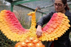 'Sakin şehrin' atıkları sanat eserine d&ouml;n&uuml;ş&uuml;yor