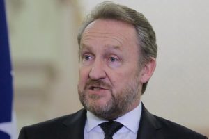 İzetbegovic: 'Sonu&ccedil; T&uuml;rkiye'yi istikrara g&ouml;t&uuml;recek'