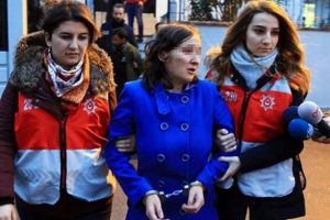 Şoke eden ifade: "&Ccedil;ocuktan kurtul, intihar et"