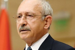 Kılı&ccedil;daroğlu: 'Hayırcılar' demokrasi zaferi yazdı