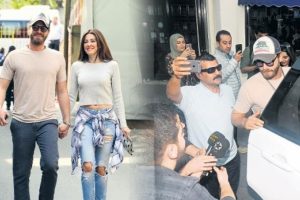 Tatlıtuğ'un hayranları etrafını sardı