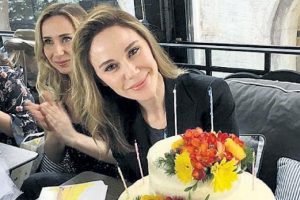 Demet Şener 40'ıncı yaşını kutladı