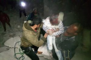 Esad rejimi Halep'te bir evi vurdu: 5 &ouml;l&uuml;