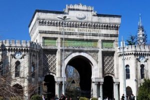 İstanbul &Uuml;niversitesi'nde 3 b&ouml;l&uuml;m daha yabancı dilde eğitim verecek