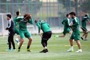Bursaspor'dan eğlenceli antrenman