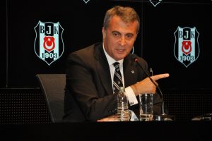 Vodafone Arena'da Lyon taraftarı yok