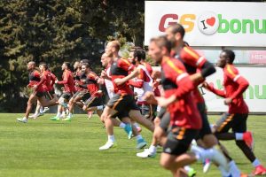 Galatasaray derbi hazırlıkları s&uuml;rd&uuml;rd&uuml;