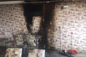 Restorana molotof kokteyli atıldı