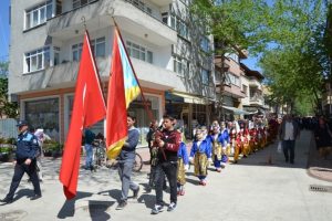 A&ccedil;ık hava m&uuml;zesi Bursa İznik'te Turizm Haftası coşkusu