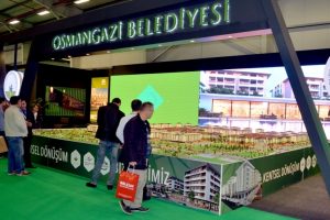 Bursa Osmangazi Belediyesi'nin standına b&uuml;y&uuml;k ilgi