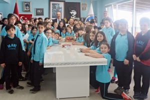 Bursa Mudanya'da 23 Nisan coşkusu