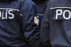 Firari istihbarat&ccedil;ının evinden &ccedil;ıkanlar şoke etti