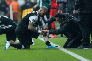 Quaresma'dan sakatlık a&ccedil;ıklaması!