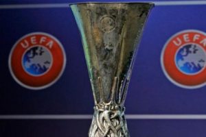 UEFA'dan Beşiktaş ve Trabzonspor'a kötü haber