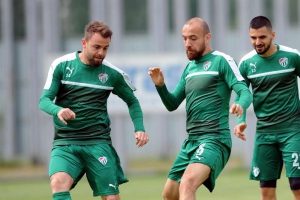 Bursaspor Akhisar hazırlıklarını tamamladı