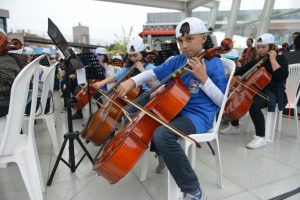 Bursa'da "Barış İ&ccedil;in M&uuml;zik Orkestraları"ndan muhteşem konser