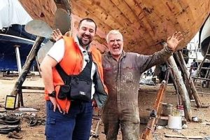 Ata Demirer tekne onarımına da el attı