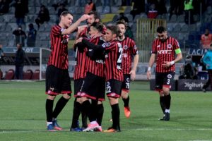 Kayserispor'a bir darbe de Gen&ccedil;ler'den!