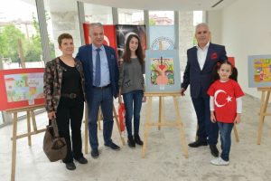BALG&Ouml;&Ccedil; uluslararası resim yarışması &ouml;d&uuml;lleri Bursa'da sahiplerini buldu