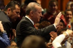 Erdoğan'dan 23 Nisan mesajı: Dayanışmaya ihtiyacımız var