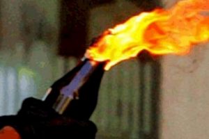 Selanik'teki T&uuml;rk konsolosluğuna molotoflu saldırı!