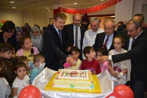 Bursa'da 23 Nisan'ı hastanede kutladılar