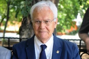 Prof. Dr. Erdoğan Tezi&ccedil; yarın son yolculuğuna uğurlanacak