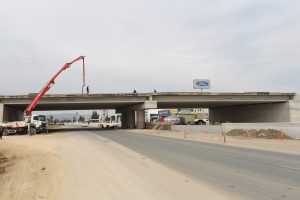 Bursa'da merkez trafiğinde y&uuml;kler kalkıyor