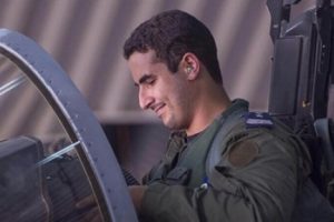 Kral Selman oğlunu ABD'ye b&uuml;y&uuml;kel&ccedil;i yaptı
